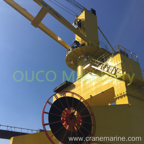 20T Pedestal Crane for Port Cargo Lifting